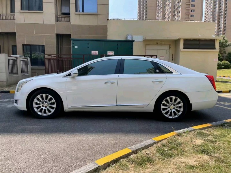 徐州16年凯迪拉克XTS2