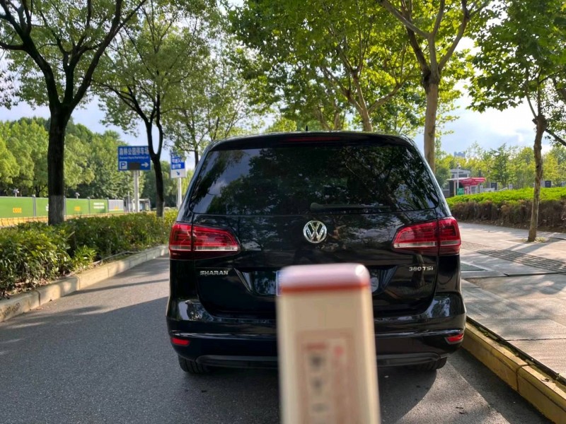 武汉19年大众夏朗1