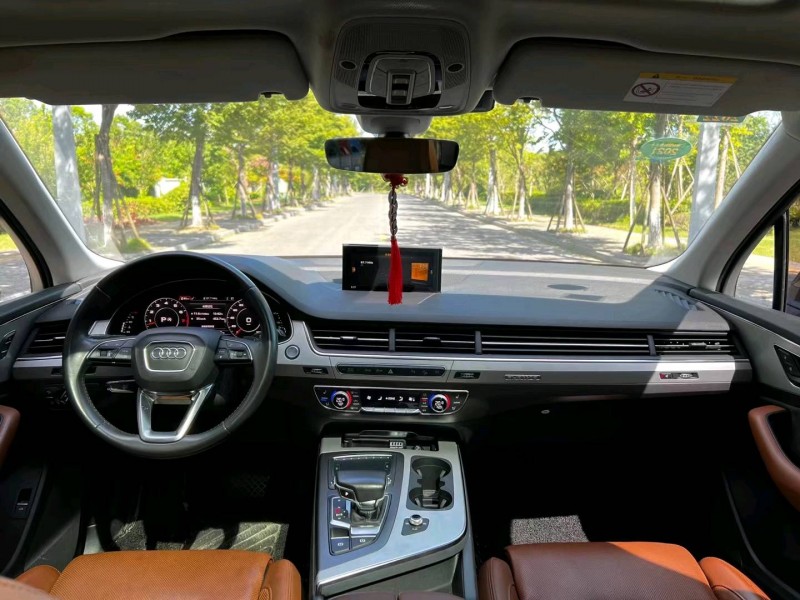 盐城18年奥迪Q79