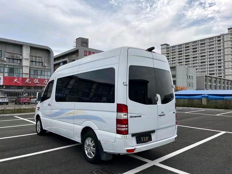 盐城14年奔驰斯宾特9