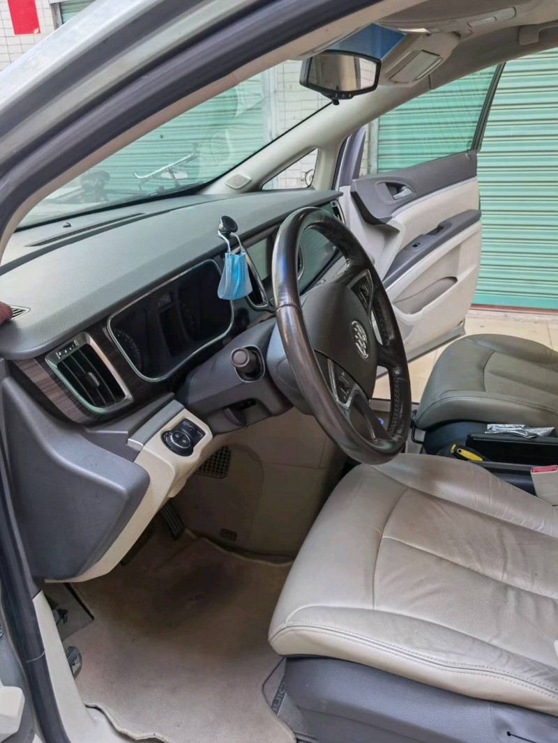 广州13年别克GL85