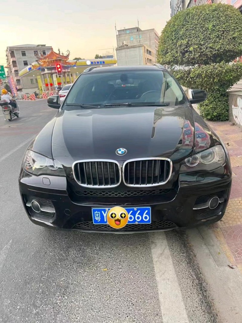 广州11年宝马X61