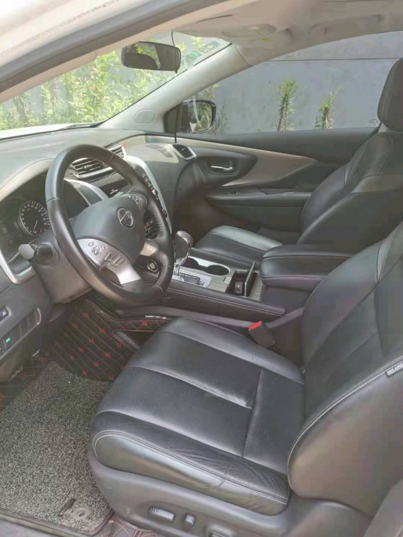 北京18年日产楼兰4