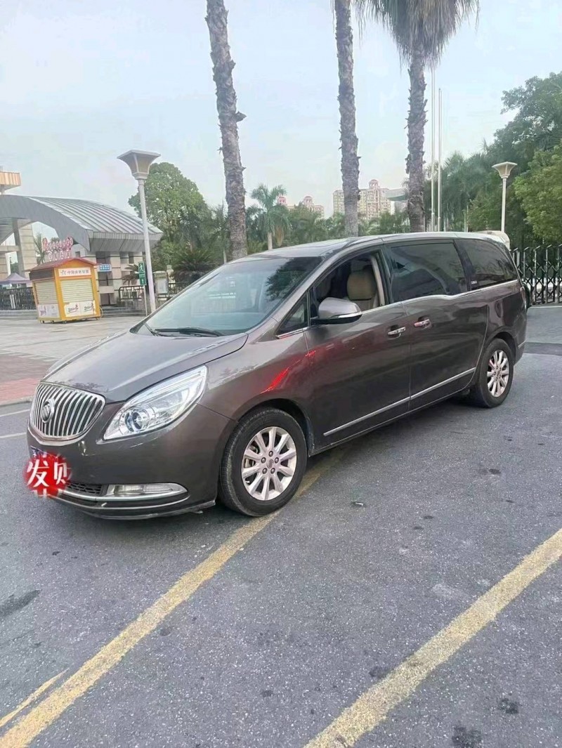 广州12年别克GL83