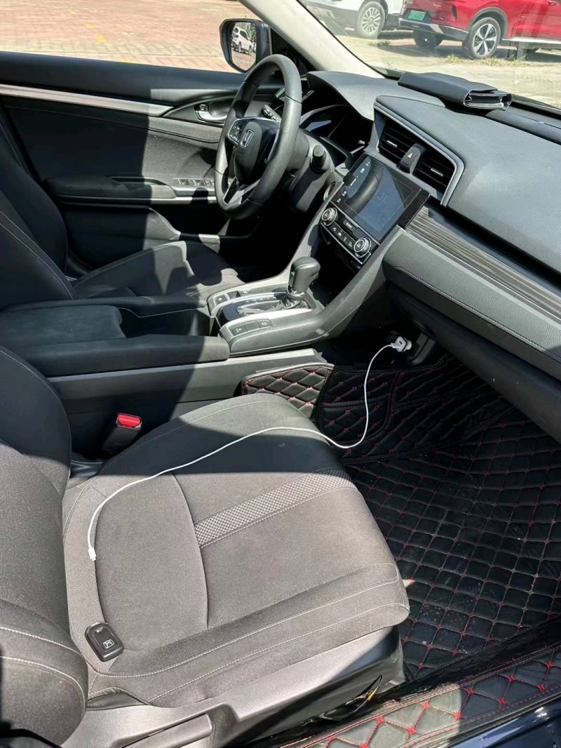 广州19年本田思域5