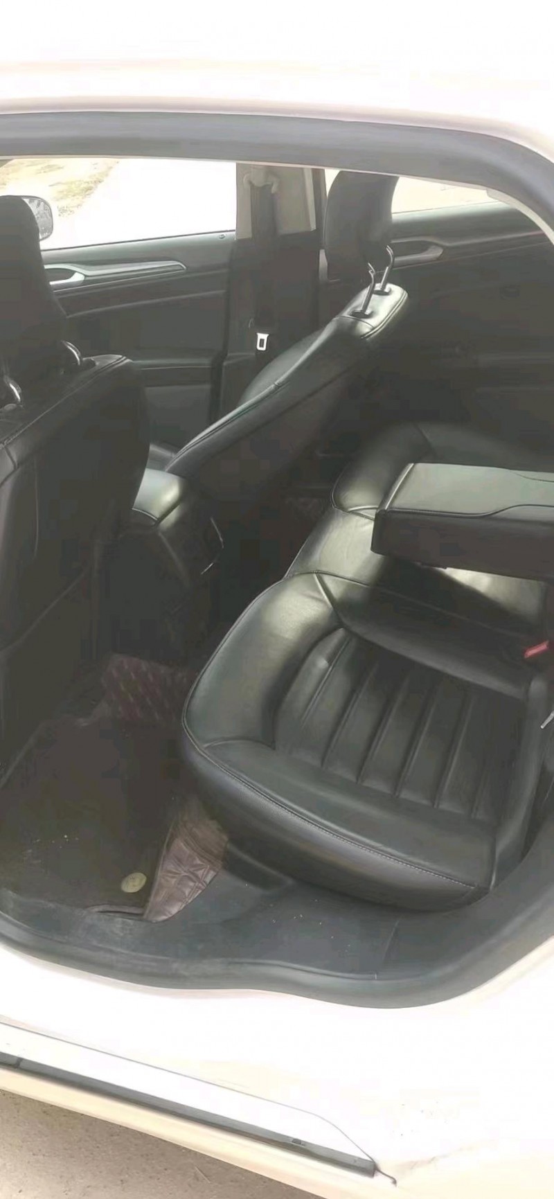 北京17年福特蒙迪欧1