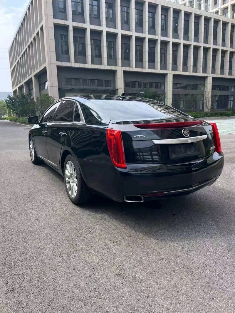 徐州17年凯迪拉克XTS8