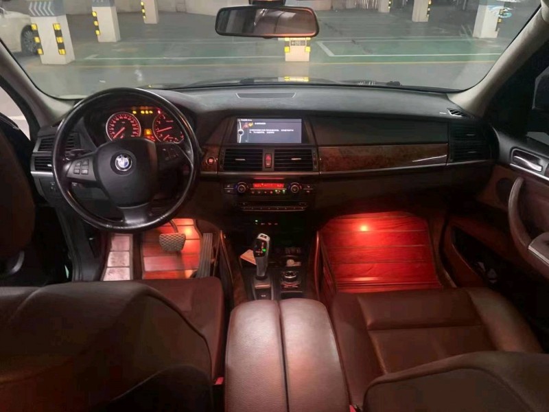 北京12年宝马X55