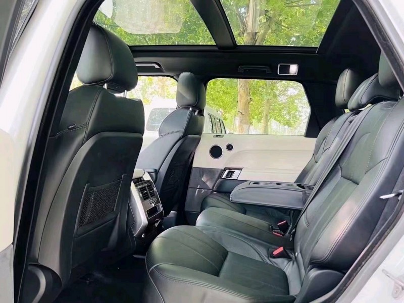 枣庄17年路虎揽胜运动3