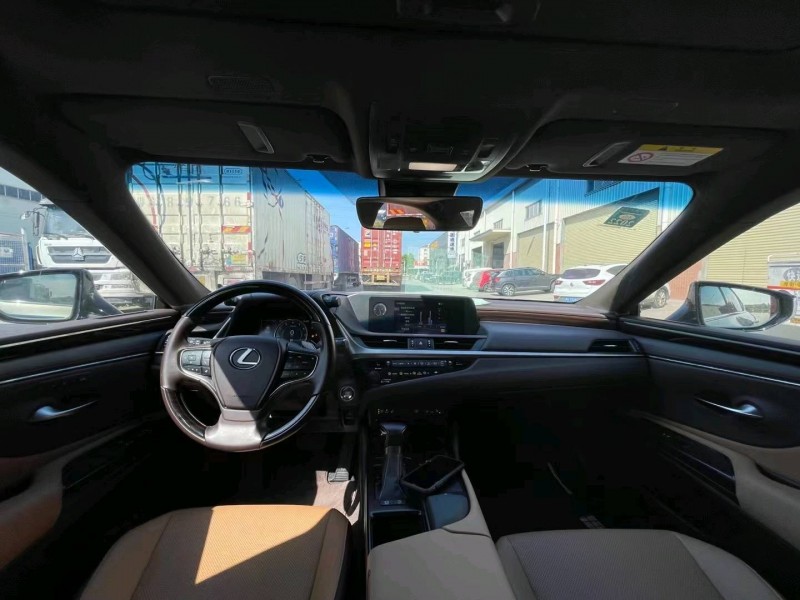 东莞20年雷克萨斯ES4