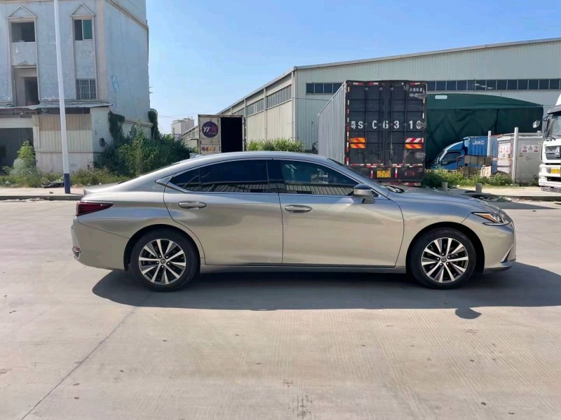 东莞20年雷克萨斯ES3