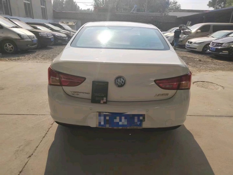 保定15年别克威朗9