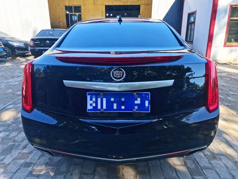 保定13年凯迪拉克XTS5