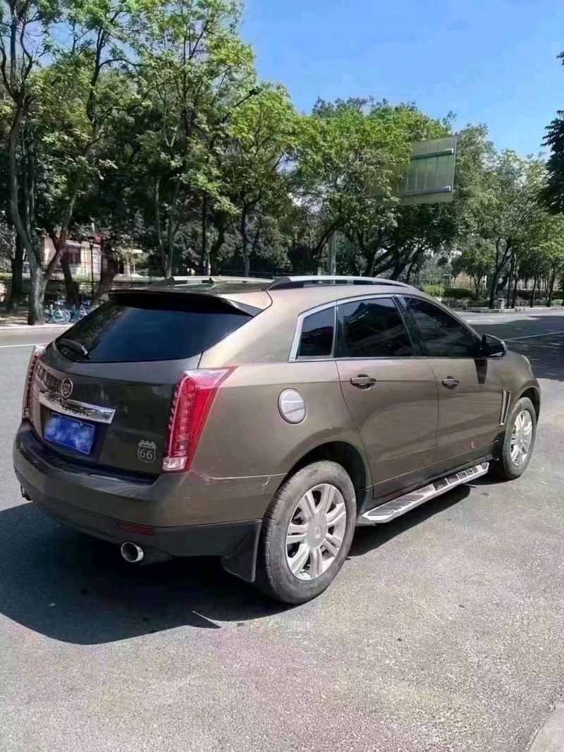 保定16年凯迪拉克SRX6