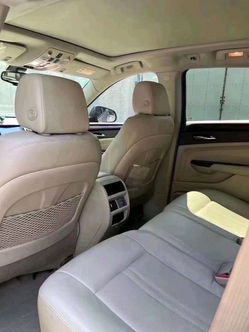 保定16年凯迪拉克SRX9