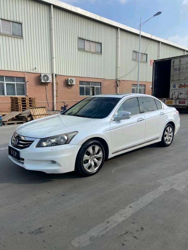 东莞11年本田雅阁2
