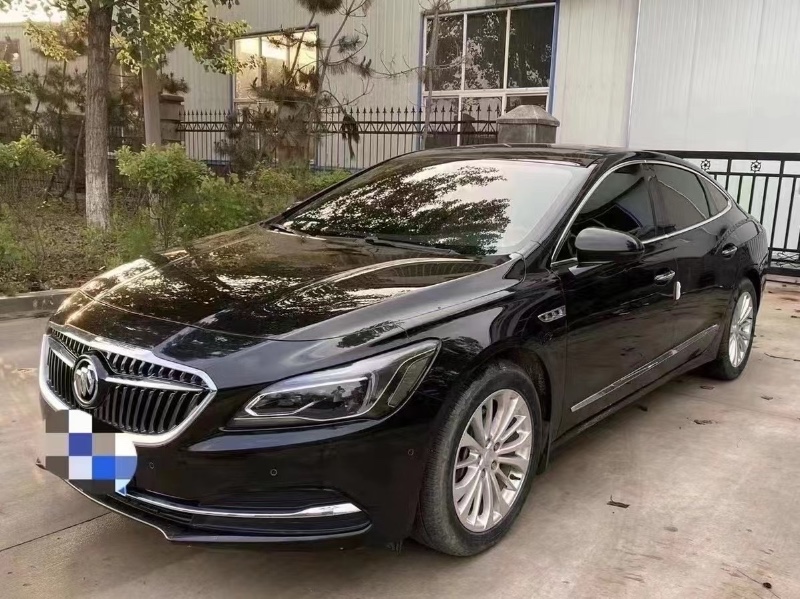 青岛18年别克君越5