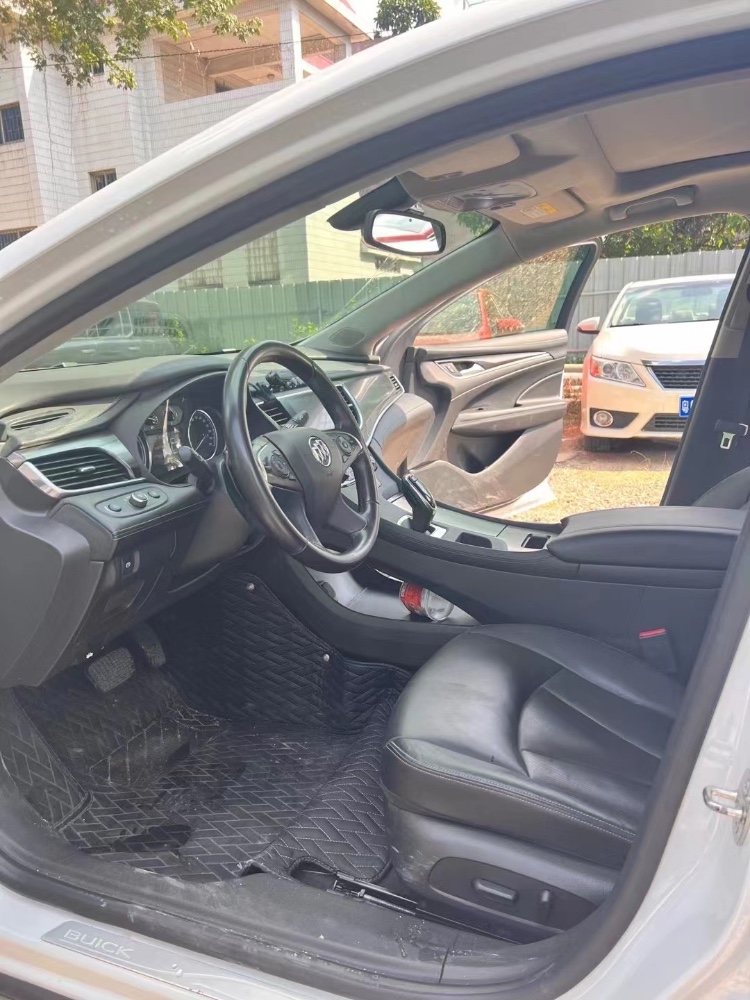 广州18年别克君越8