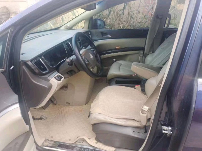 枣庄11年别克GL82