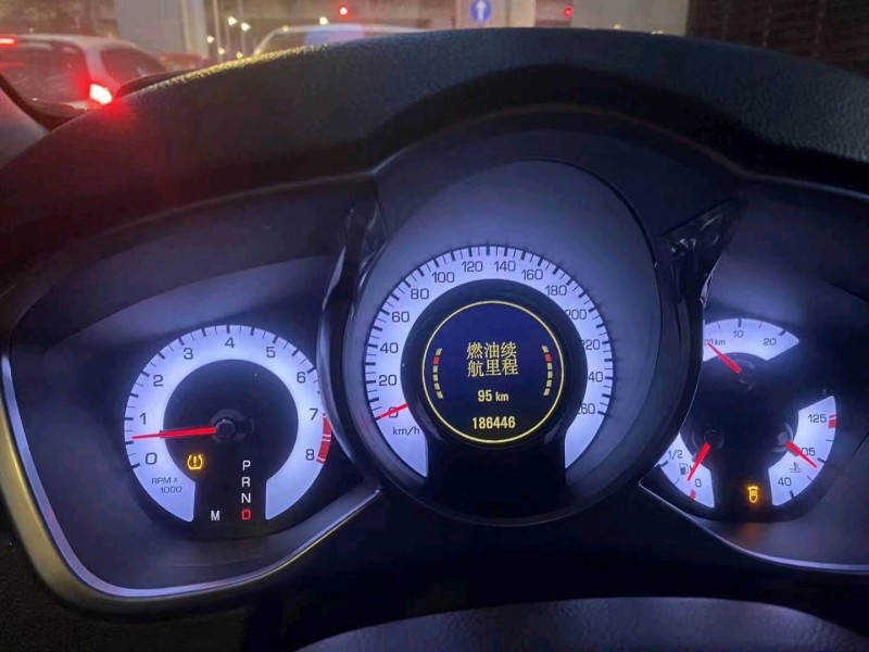 广州11年凯迪拉克SRX3