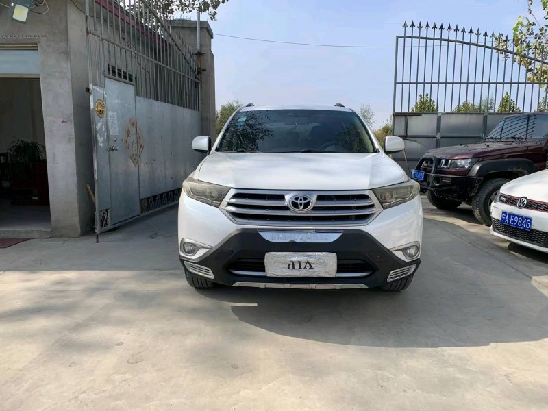 保定14年丰田汉兰达1