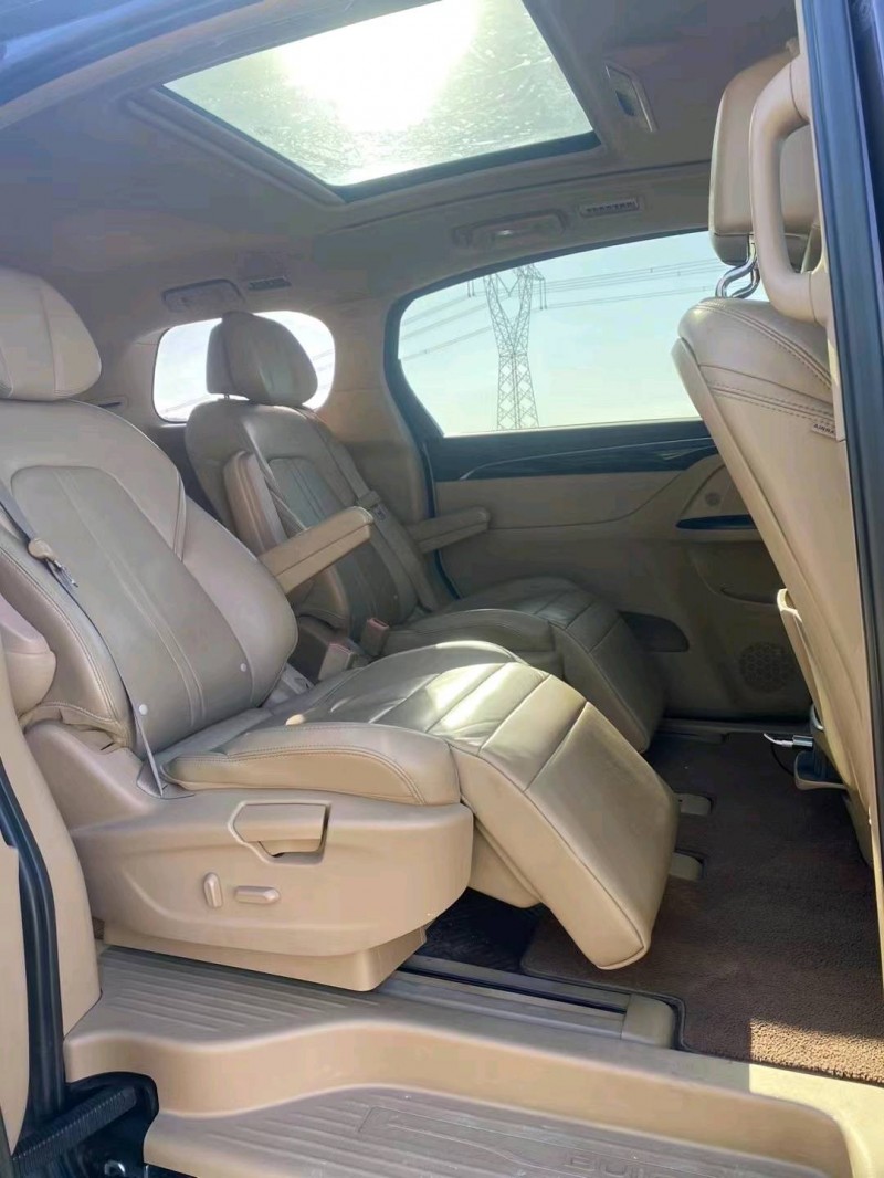 枣庄18年别克GL86