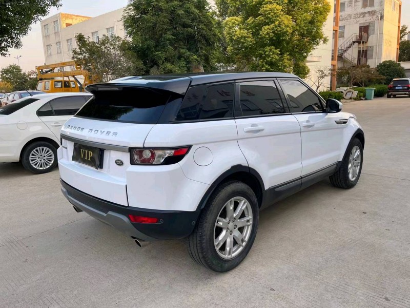 徐州15年路虎极光7