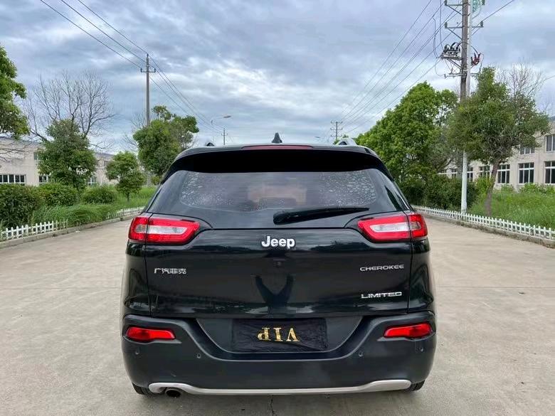 盐城18年Jeep自由光9