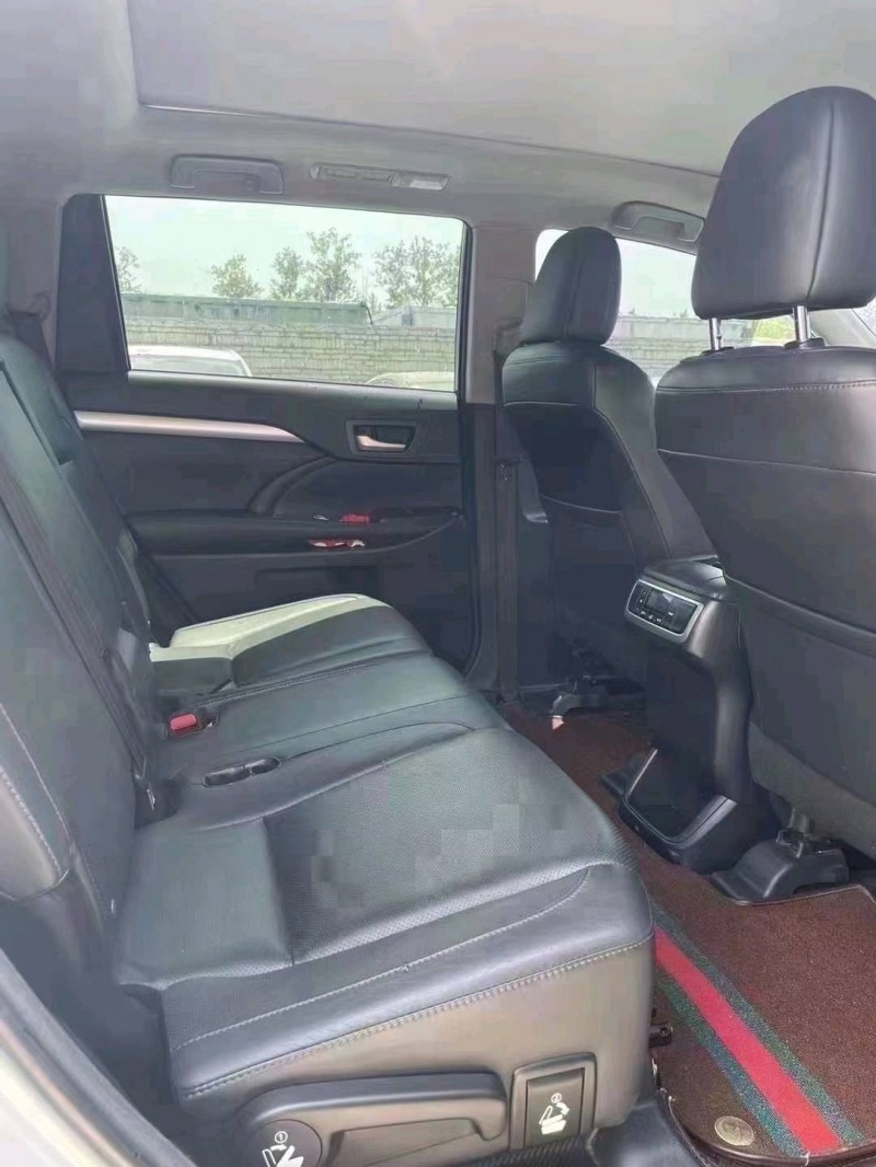 北京17年丰田汉兰达9