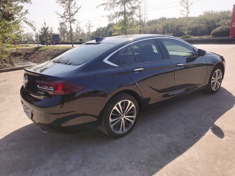 徐州19年别克君威4