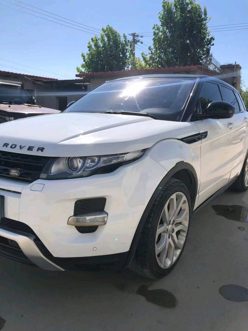 保定14年路虎极光3