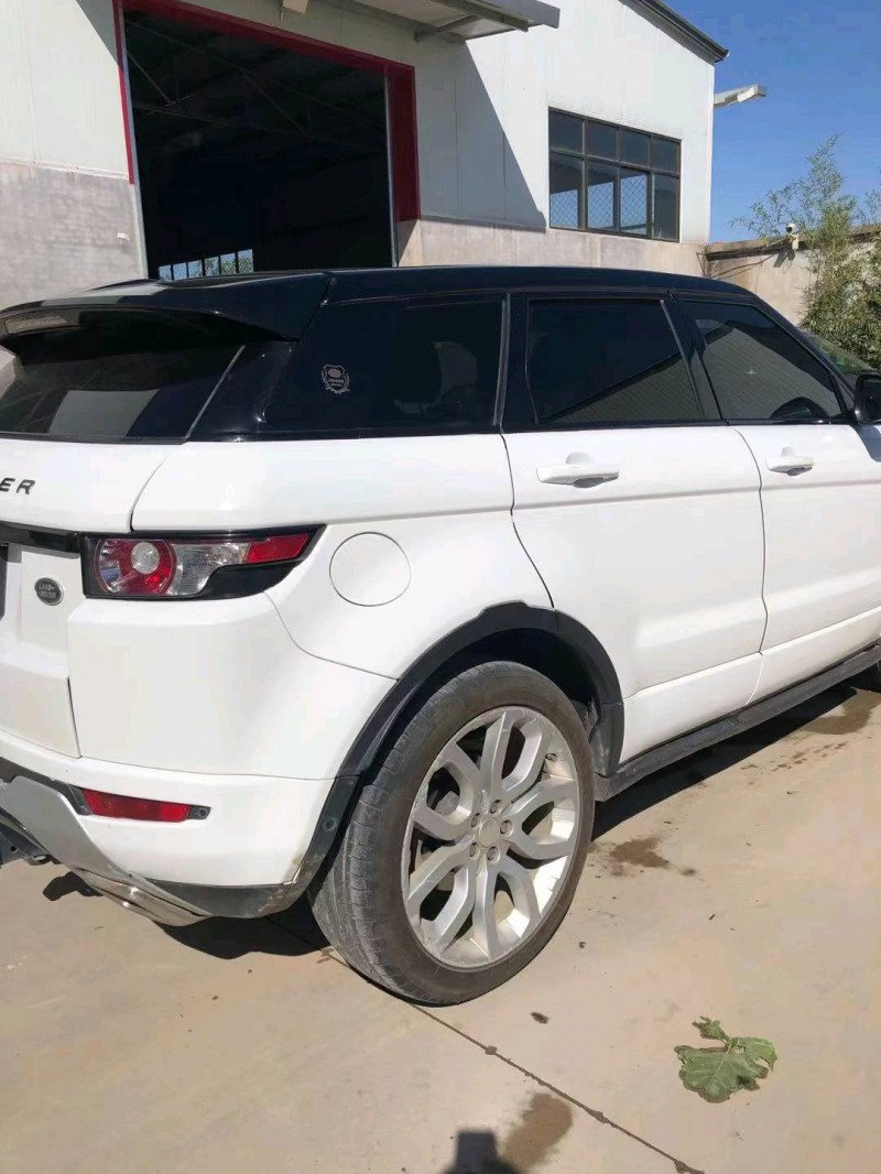 保定14年路虎极光8