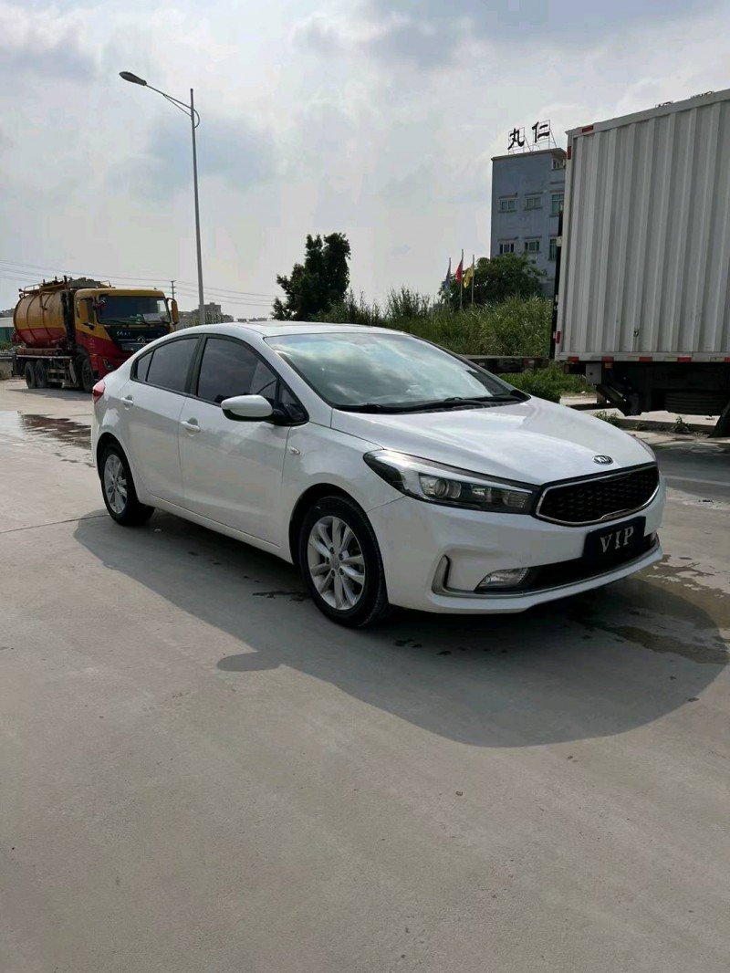 东莞17年起亚K32