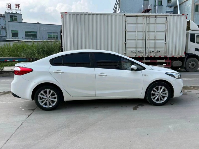 东莞17年起亚K37