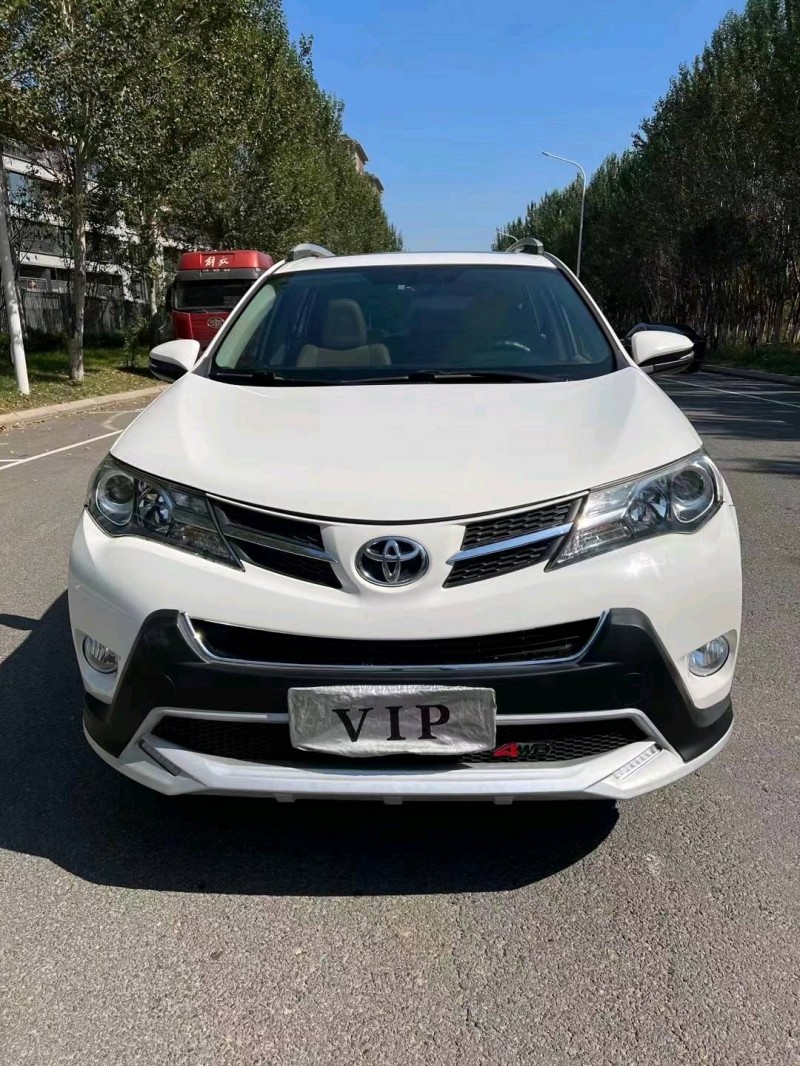 沈阳14年丰田RAV4荣放1