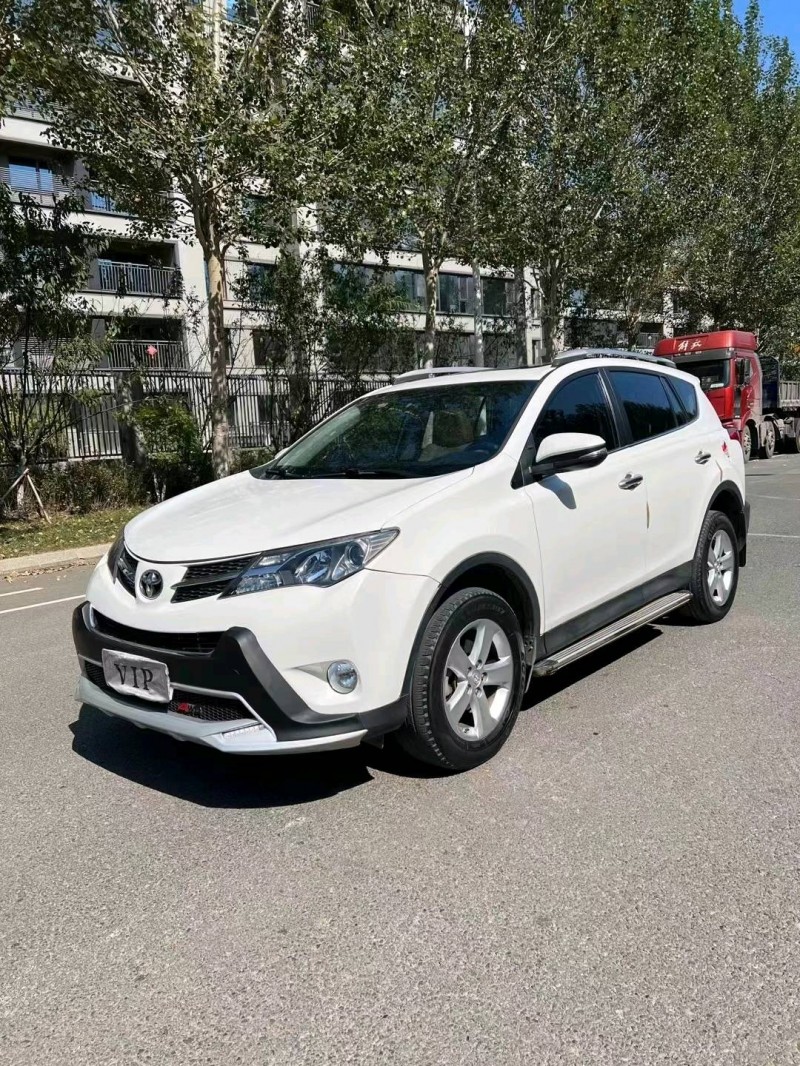 沈阳14年丰田RAV4荣放3
