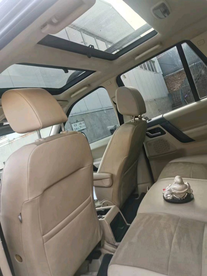 保定13年路虎发现神行3