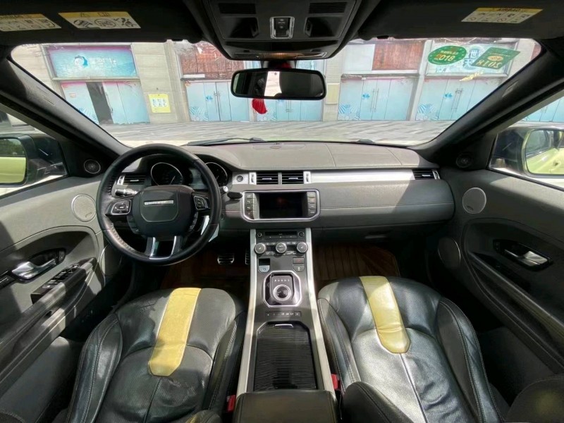 东莞12年路虎极光3