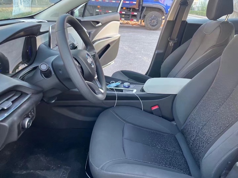 济宁22年别克微蓝4