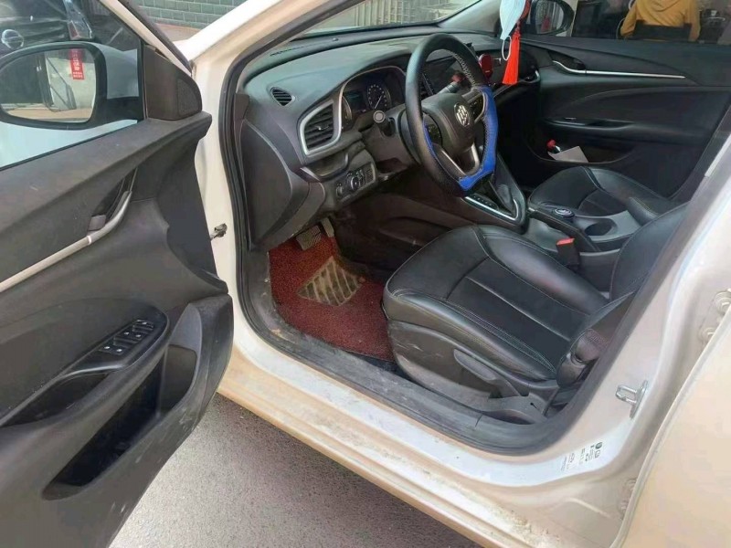 广州20年别克英朗5