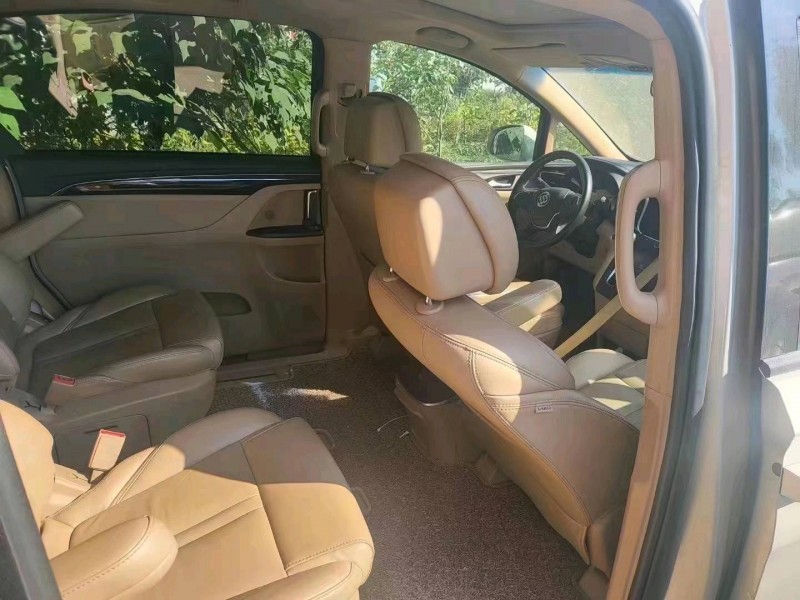 北京17年别克GL82