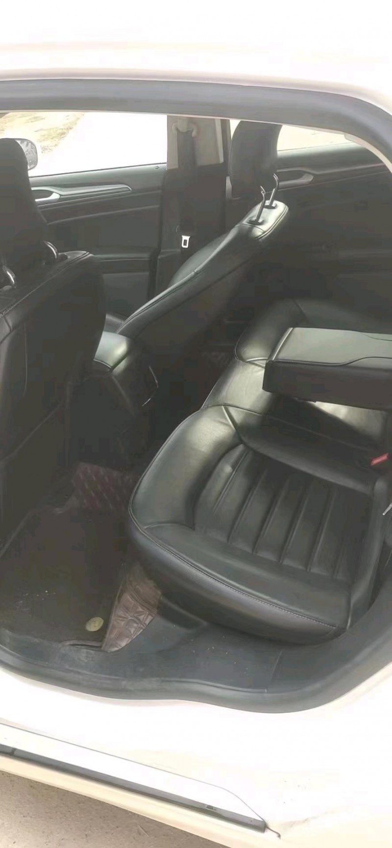 北京17年福特蒙迪欧4