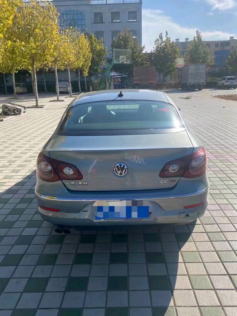北京10年大众CC8