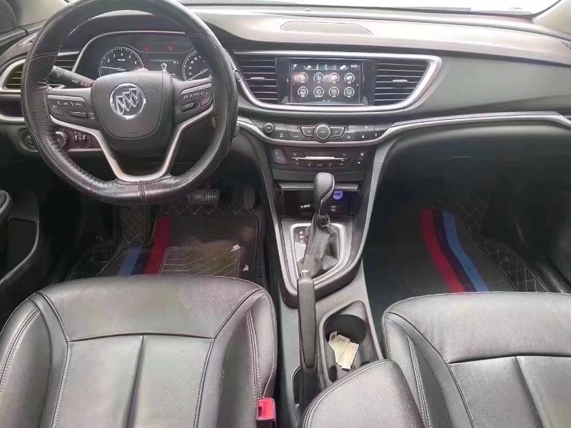 济宁19年别克阅朗7