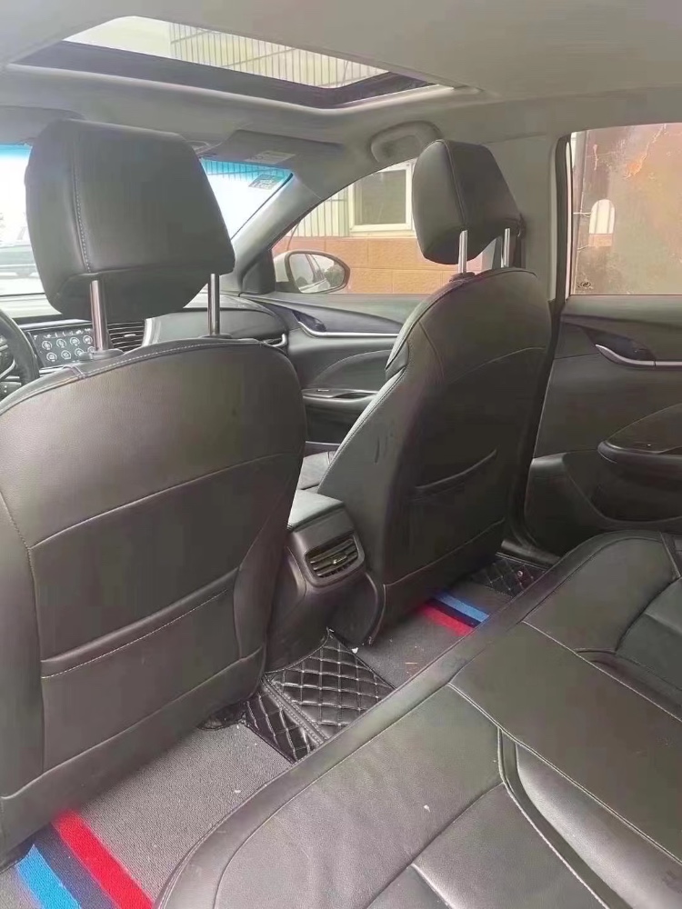 济宁19年别克阅朗9