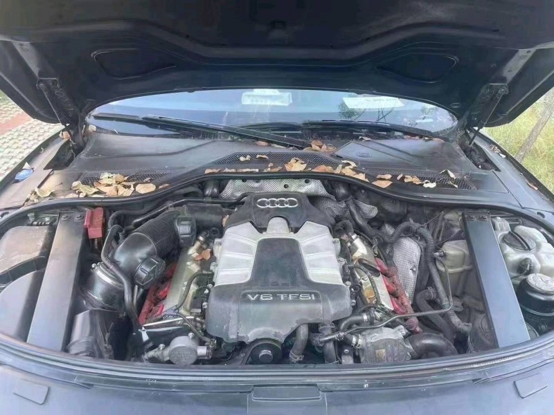 邢台11年奥迪A8L2