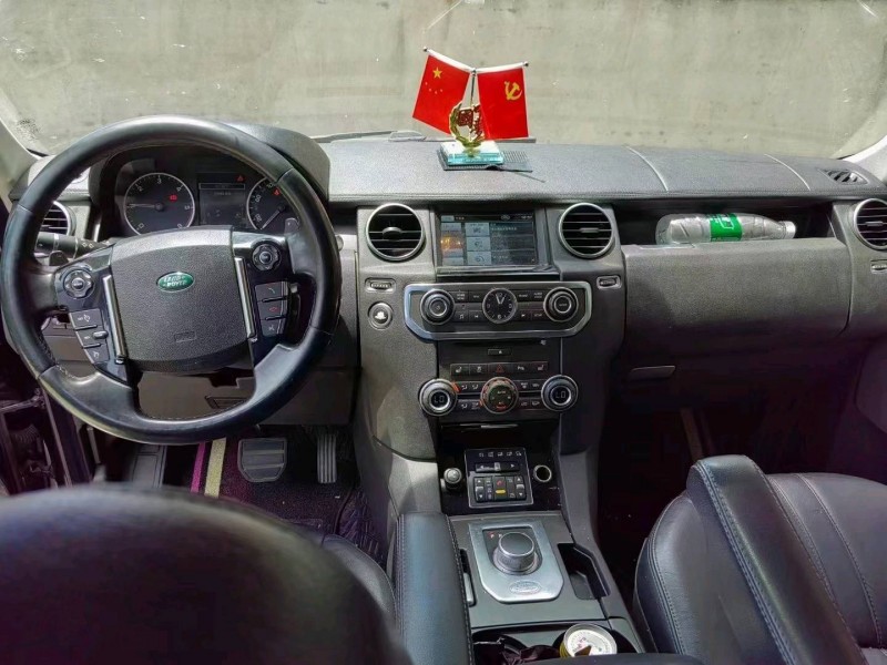 东营15年路虎发现4