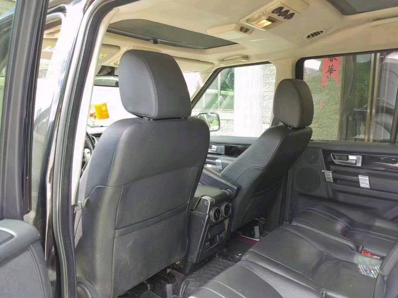 东营15年路虎发现5