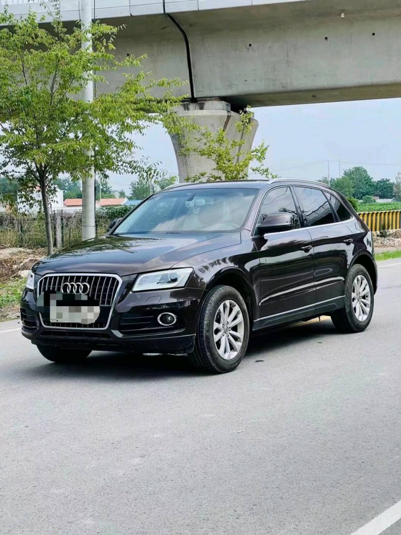 中山15年奥迪Q58