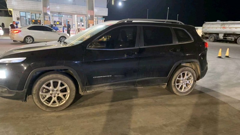 枣庄18年Jeep自由光4